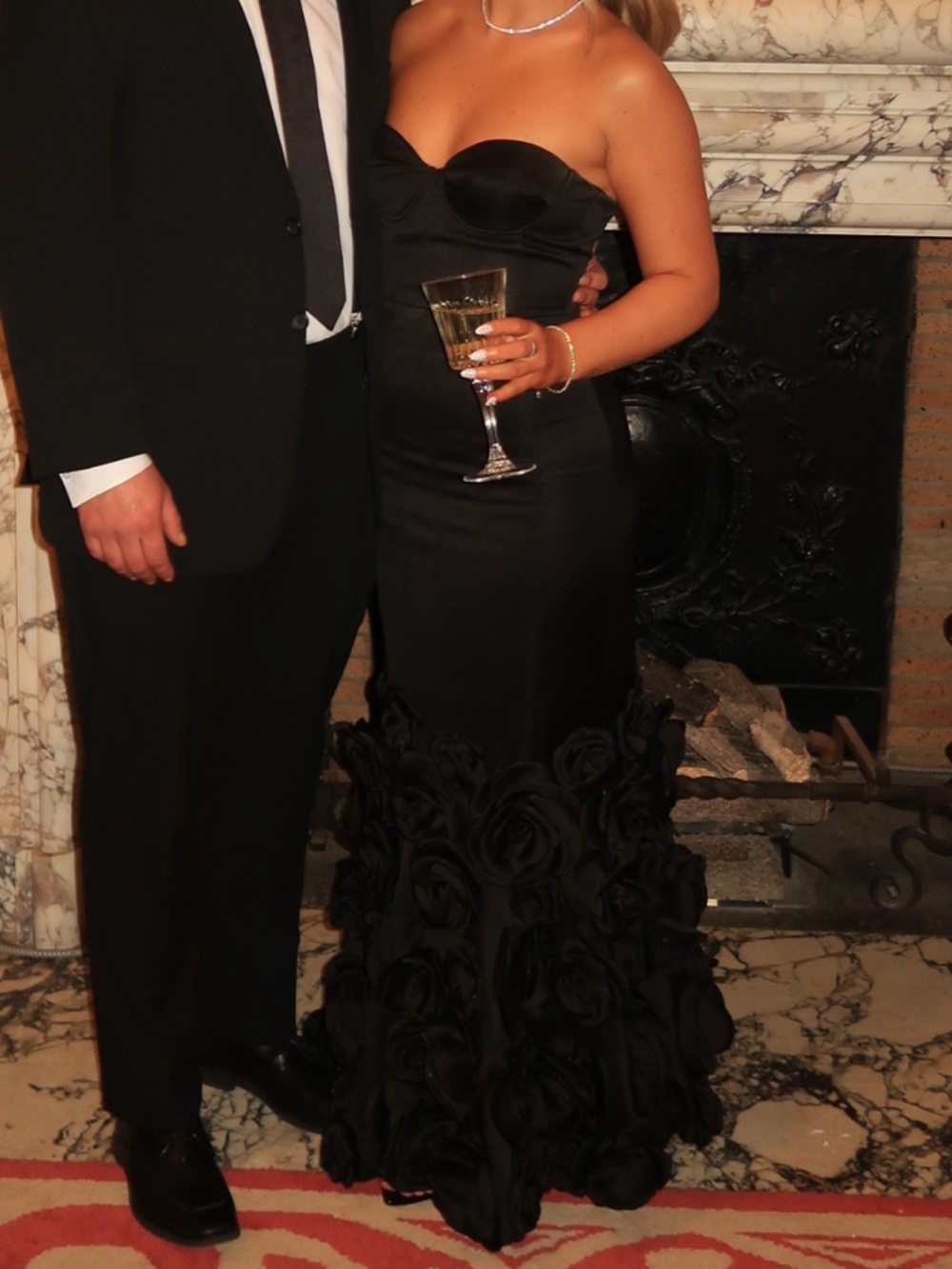 Elegant Black Strapless Floral Hem Evening Dress